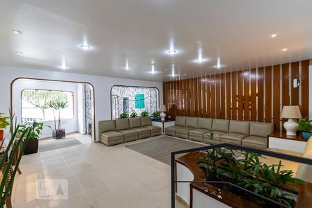 Apartamento à venda com 73m², 2 quartos e sem vagaÁrea comum - Hall social