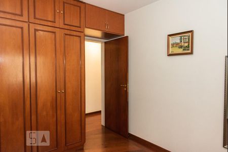 Apartamento à venda com 120m², 3 quartos e 2 vagas Apartamento à venda com 120m², 3 quartos e 2 vagasQuarto 2