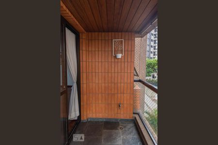 Varanda de apartamento à venda com 3 quartos, 120m² em Jardim Vila Mariana, São Paulo