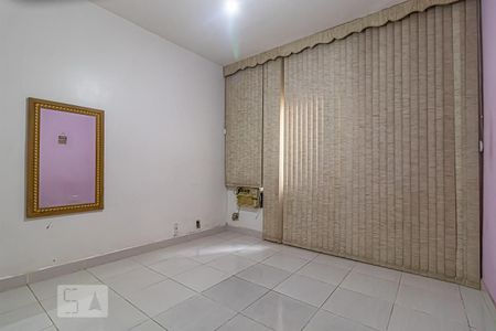Apartamento à venda com 465m², 3 quartos e 3 vagasQuarto 2