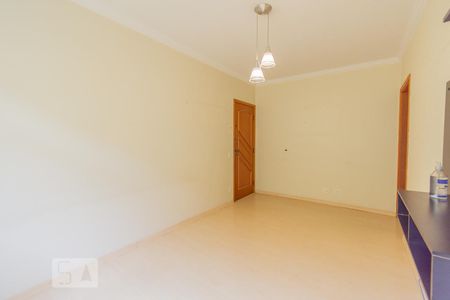 Sala de apartamento para alugar com 2 quartos, 70m² em Jardim Nova Europa, Campinas