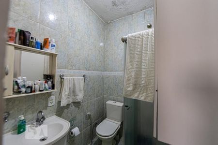 Casa à venda com 240m², 2 quartos e 2 vagas Casa à venda com 240m², 2 quartos e 2 vagasCasa 2