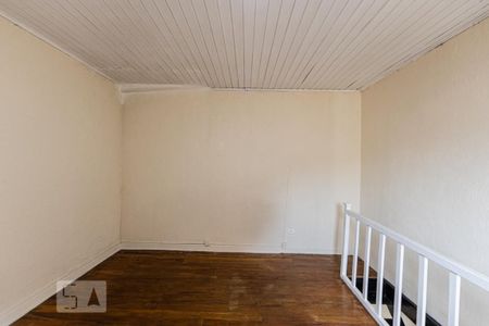 Casa à venda com 240m², 2 quartos e 2 vagas Casa à venda com 240m², 2 quartos e 2 vagasCasa 3