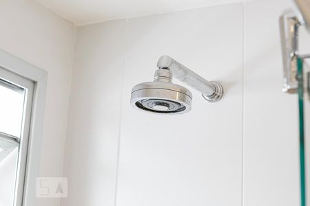 Apartamento à venda com 121m², 2 quartos e 2 vagasChuveiro