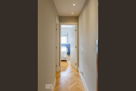 Apartamento à venda com 121m², 2 quartos e 2 vagasCorredor