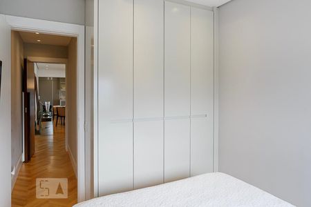 Apartamento à venda com 121m², 2 quartos e 2 vagasSuite 1