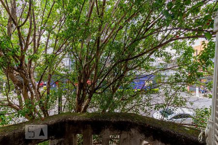 Casa para alugar com 240m², 3 quartos e 4 vagas Casa para alugar com 240m², 3 quartos e 4 vagasSacada do Quarto 1