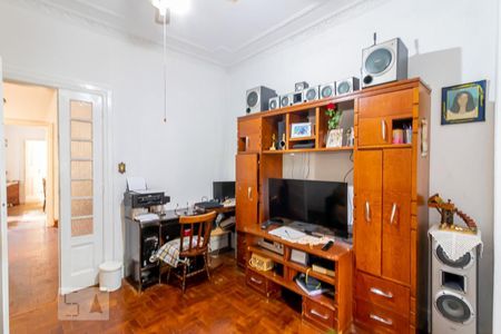 Casa para alugar com 240m², 3 quartos e 4 vagas Casa para alugar com 240m², 3 quartos e 4 vagasSala de Estar