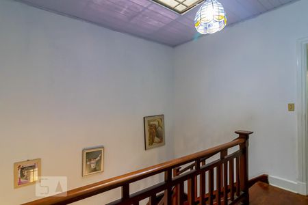 Casa para alugar com 240m², 3 quartos e 4 vagas Casa para alugar com 240m², 3 quartos e 4 vagasCorredor