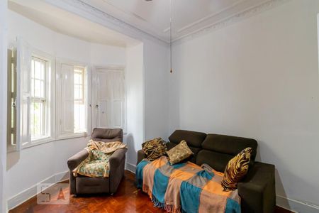 Casa para alugar com 240m², 3 quartos e 4 vagas Casa para alugar com 240m², 3 quartos e 4 vagasSala de Estar