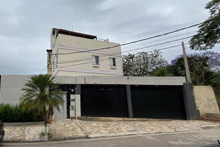 Alugue ou compre no condomínio em Alameda das Papoulas, 379 Jardim