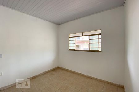 Sala de apartamento para alugar com 2 quartos, 45m² em Jardim Simus, Sorocaba