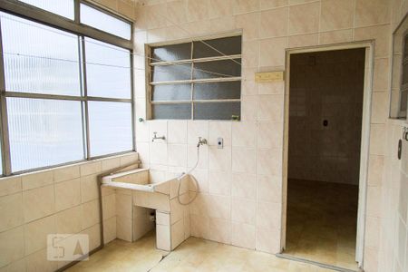 Apartamento à venda com 107m², 3 quartos e sem vaga Apartamento à venda com 107m², 3 quartos e sem vagaÁrea de Serviço