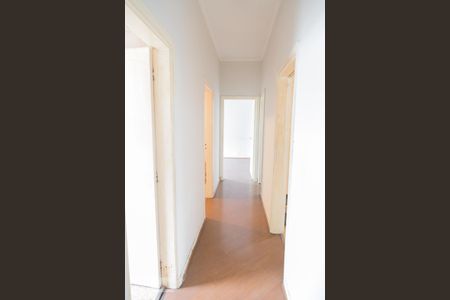 Apartamento à venda com 107m², 3 quartos e sem vaga Apartamento à venda com 107m², 3 quartos e sem vagaCorredor