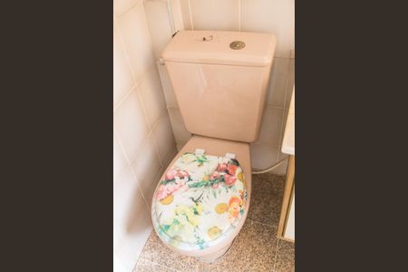 Apartamento à venda com 107m², 3 quartos e sem vaga Apartamento à venda com 107m², 3 quartos e sem vagaBanheiro Social