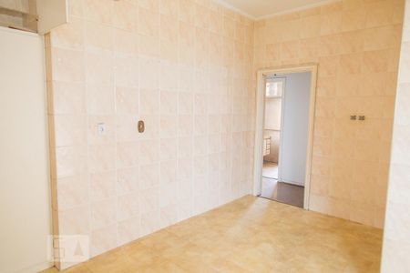 Apartamento à venda com 107m², 3 quartos e sem vaga Apartamento à venda com 107m², 3 quartos e sem vagaCozinha
