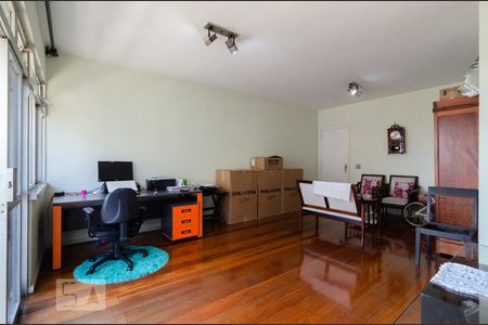 Sala de apartamento à venda com 3 quartos, 144m² em São José, Belo Horizonte