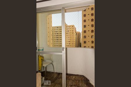 Varanda de apartamento à venda com 2 quartos, 58m² em Moema, São Paulo