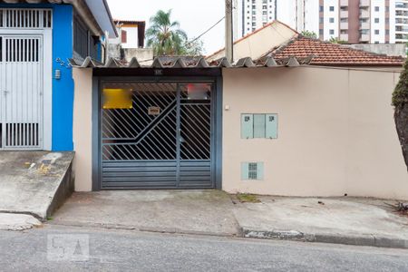 Casa para alugar com 50m², 1 quarto e sem vaga Casa para alugar com 50m², 1 quarto e sem vagaFachada
