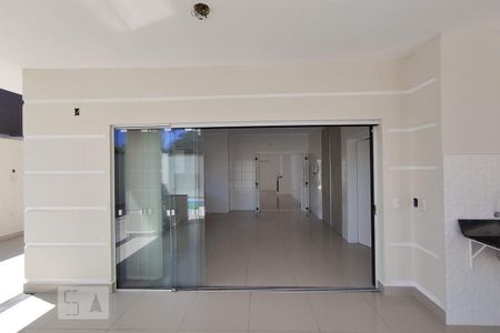 Casa à venda com 217m², 3 quartos e 5 vagasVaranda Gourmet