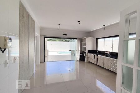 Casa à venda com 217m², 3 quartos e 5 vagasCozinha