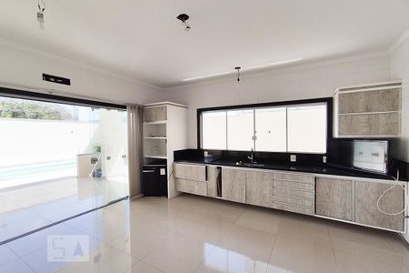 Casa à venda com 217m², 3 quartos e 5 vagasCozinha