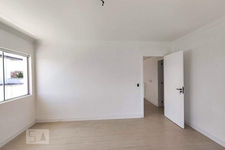 Casa à venda com 217m², 3 quartos e 5 vagasQuarto 2