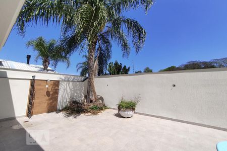 Casa à venda com 217m², 3 quartos e 5 vagasChuveiro da Piscina