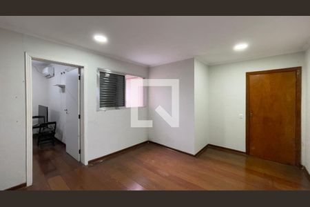 Casa à venda com 100m², 3 quartos e 4 vagasCasa 2 - Sala