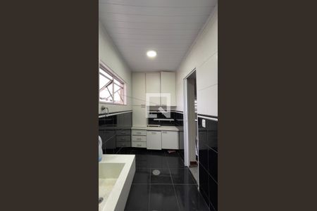Casa à venda com 100m², 3 quartos e 4 vagasCasa 2 - Cozinha