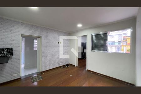 Casa à venda com 100m², 3 quartos e 4 vagasCasa 2 - Sala