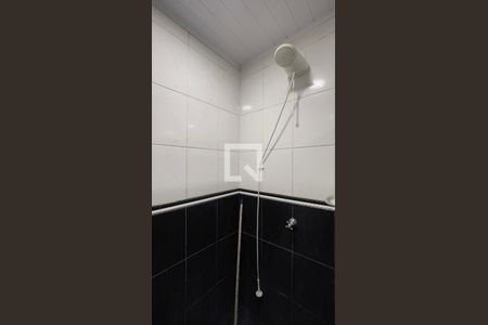 Casa à venda com 100m², 3 quartos e 4 vagasCasa 2 - Banheiro