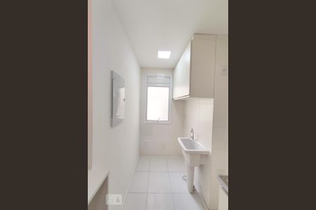 Apartamento para alugar com 54m², 2 quartos e 1 vaga Apartamento para alugar com 54m², 2 quartos e 1 vagaCozinha e Área de Serviço