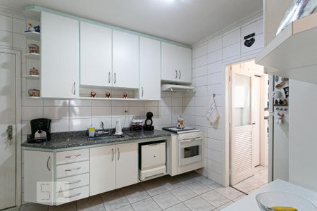 Apartamento à venda com 87m², 3 quartos e 2 vagasCozinha