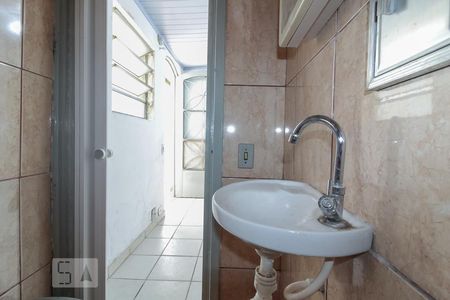 Casa para alugar com 40m², 1 quarto e sem vagaBanheiro