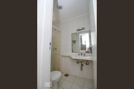 Banheiro Social de apartamento para alugar com 1 quarto, 30m² em Flamengo, Rio de Janeiro