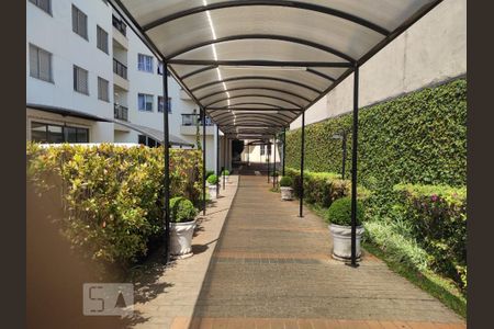 Apartamento à venda com 140m², 3 quartos e 2 vagas Apartamento à venda com 140m², 3 quartos e 2 vagasEntrada