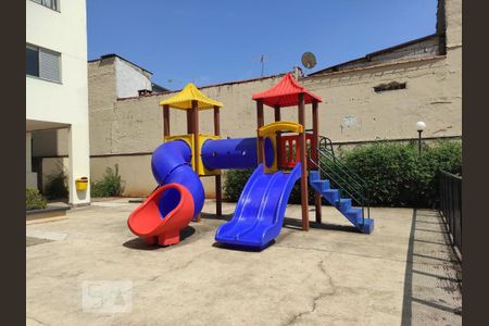 Apartamento à venda com 140m², 3 quartos e 2 vagas Apartamento à venda com 140m², 3 quartos e 2 vagasArea Comum - Playground