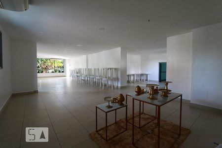 Apartamento à venda com 80m², 2 quartos e 1 vaga Apartamento à venda com 80m², 2 quartos e 1 vagaSalão de Festas