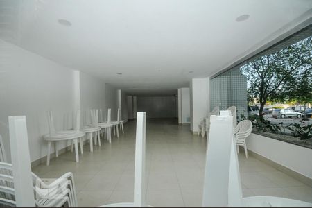 Apartamento à venda com 80m², 2 quartos e 1 vaga Apartamento à venda com 80m², 2 quartos e 1 vagaSalão de Festas