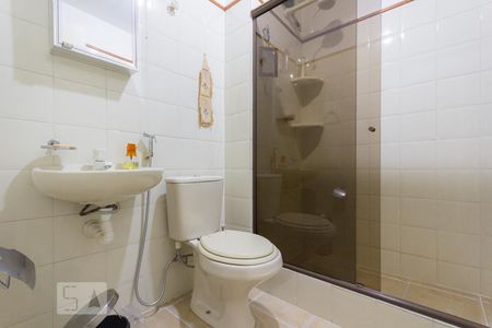 Apartamento à venda com 80m², 2 quartos e 1 vaga Apartamento à venda com 80m², 2 quartos e 1 vagaBanheiro Social