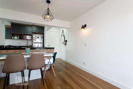 Apartamento para alugar com 67m², 3 quartos e 1 vaga Apartamento para alugar com 67m², 3 quartos e 1 vagaSala