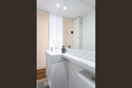 Apartamento para alugar com 67m², 3 quartos e 1 vaga Apartamento para alugar com 67m², 3 quartos e 1 vagaBanheiro