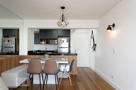 Apartamento para alugar com 67m², 3 quartos e 1 vaga Apartamento para alugar com 67m², 3 quartos e 1 vagaSala