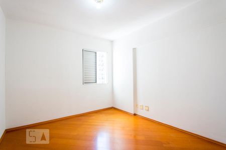 Quarto 2 de apartamento para alugar com 2 quartos, 56m² em Vila Valparaíso, Santo André
