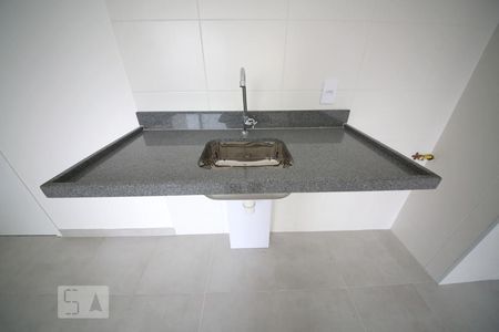 Cozinha de apartamento para alugar com 1 quarto, 34m² em Jurubatuba, São Paulo