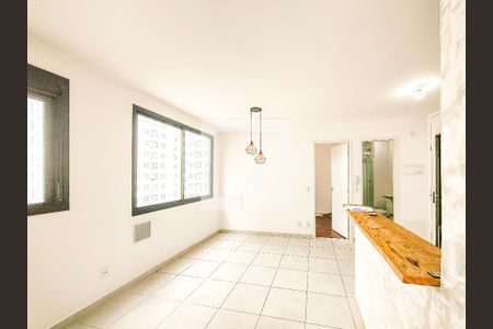 Sala de apartamento para alugar com 1 quarto, 34m² em Jurubatuba, São Paulo