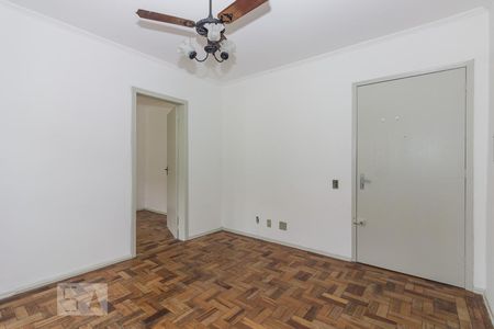 Sala de apartamento para alugar com 1 quarto, 46m² em Vila Ipiranga, Porto Alegre