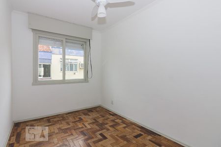 Quarto de apartamento para alugar com 1 quarto, 46m² em Vila Ipiranga, Porto Alegre