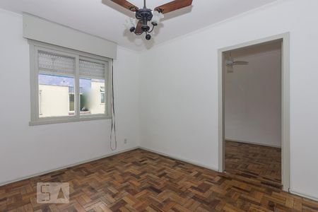 Sala de apartamento para alugar com 1 quarto, 46m² em Vila Ipiranga, Porto Alegre